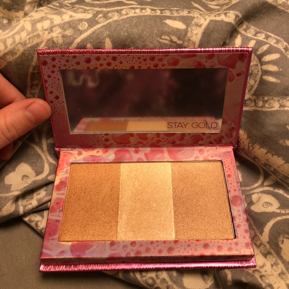 Urban decay X Kristen Leanne highlight palette